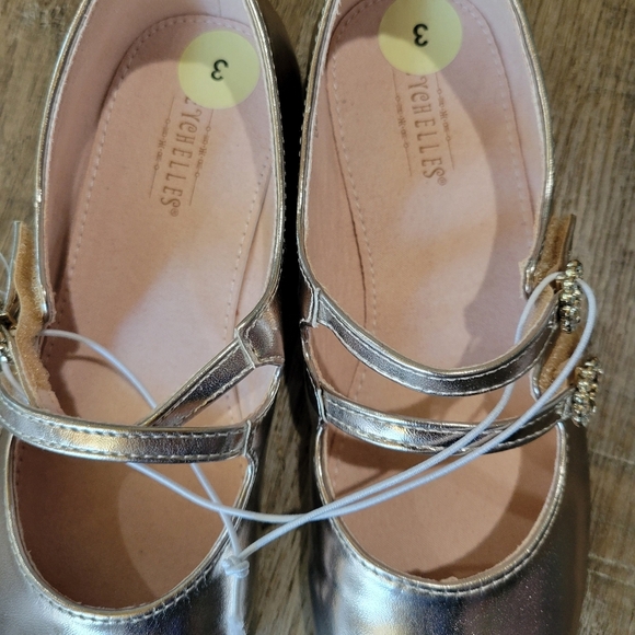Seychelles Metallic Gold Kids Shoes by - Picture 2 of 8